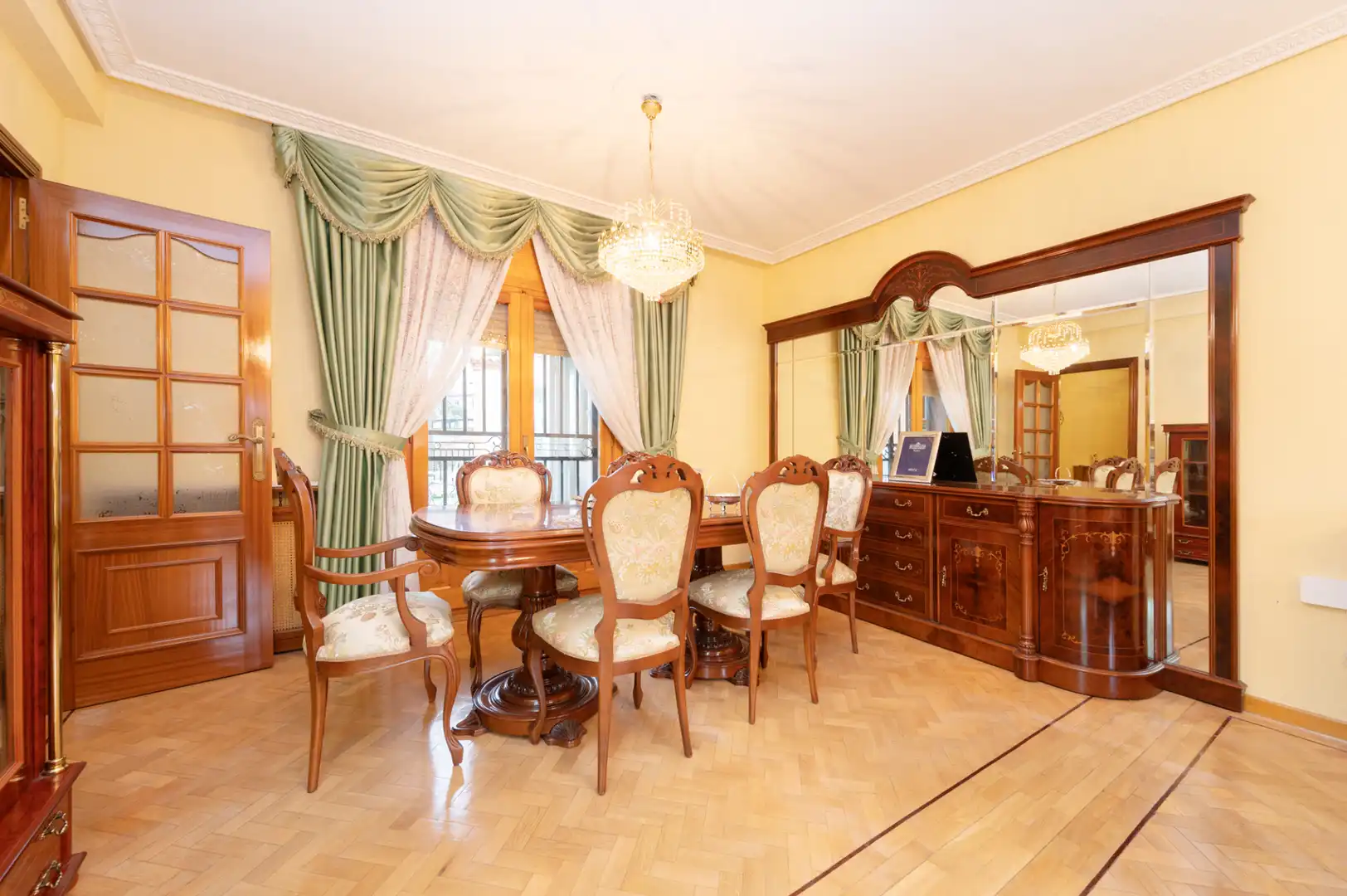 Comedor de Casa o chalet en venta en Colmenar Viejo con Calefacción, Parquet y Terraza