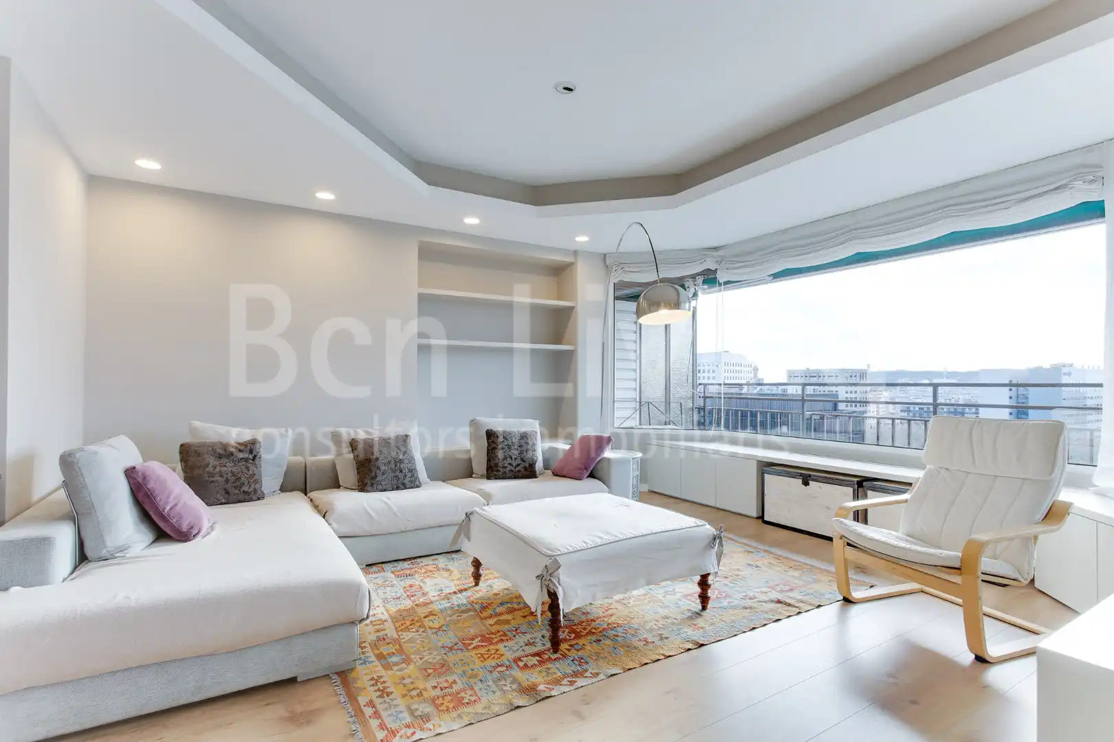 Flat for rent in Carrer de Josep Irla i Bosch, 6, Barri de les Corts