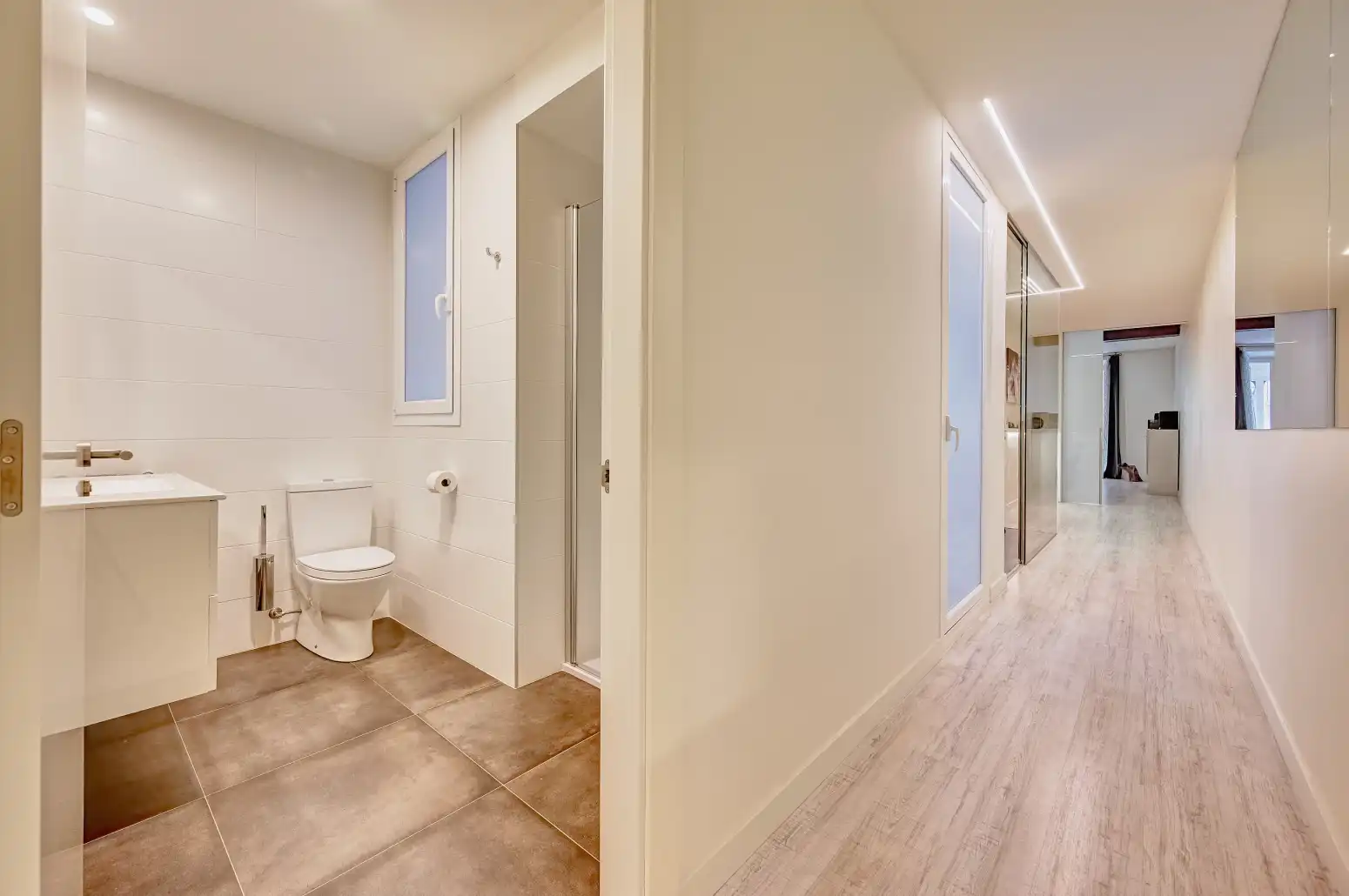 Piso en venta en  Pamplona / Iruña con Calefacción, Parquet y Amueblado