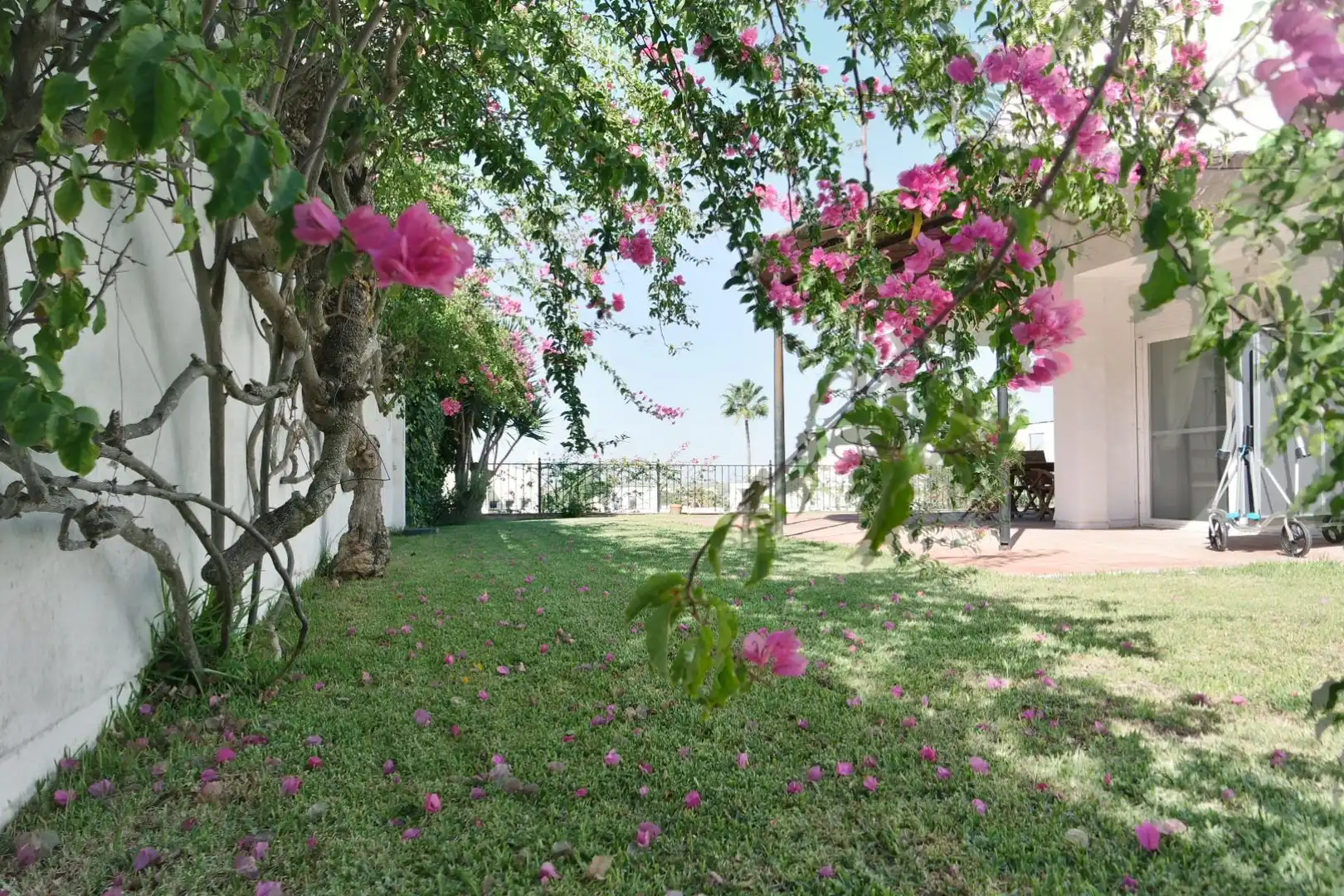 Garten von Haus zum Verkauf in Sanlúcar de Barrameda mit Klimaanlage, Heizung und Privatgarten