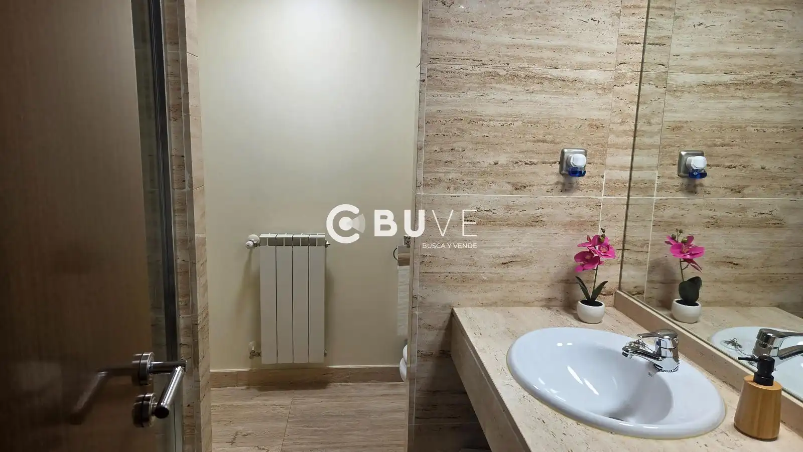 Bathroom of Detached homes for sale in Fuenlabrada  with Air Conditioner, Heating and Terrace