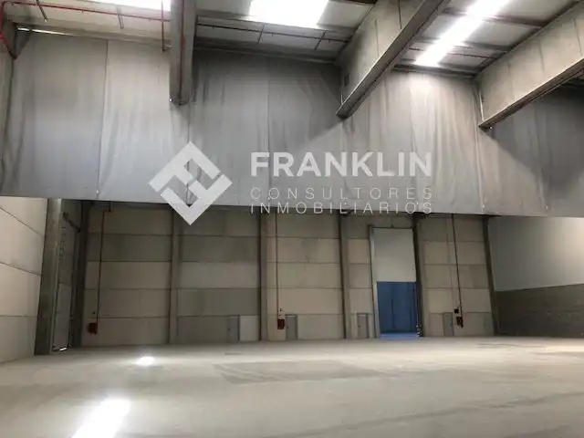 Fabrikhallen zur Miete in Celrà