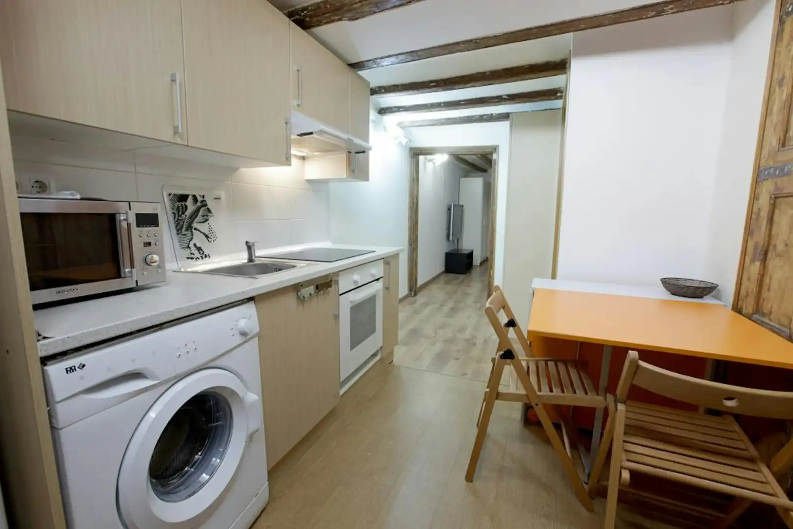 Kitchen of Flat for rent in Barcelona  with Heating, Furnished and Washing machine