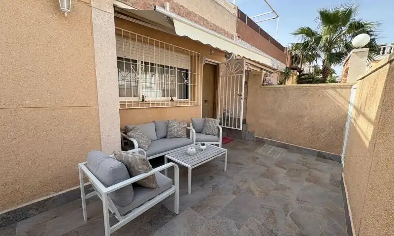 Maisonette zum Verkauf in Torrevieja, Alicante
