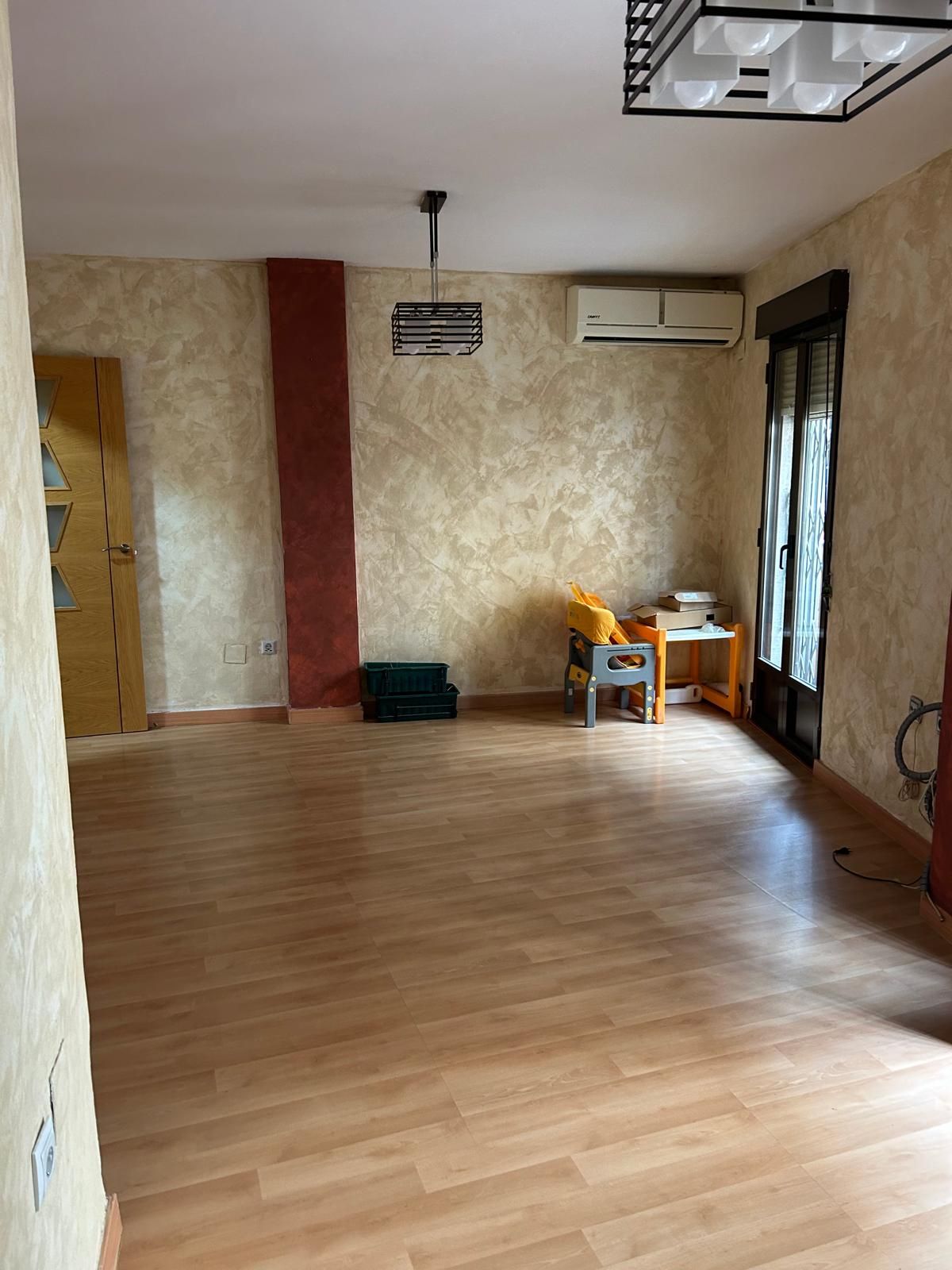 Flat for sale in  Jaén Capital  with Air Conditioner and Balcony