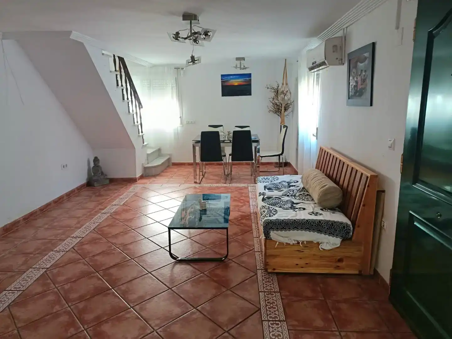 Sala d'estar de Pis en venda en Santiponce amb Aire condicionat, Traster i Moblat