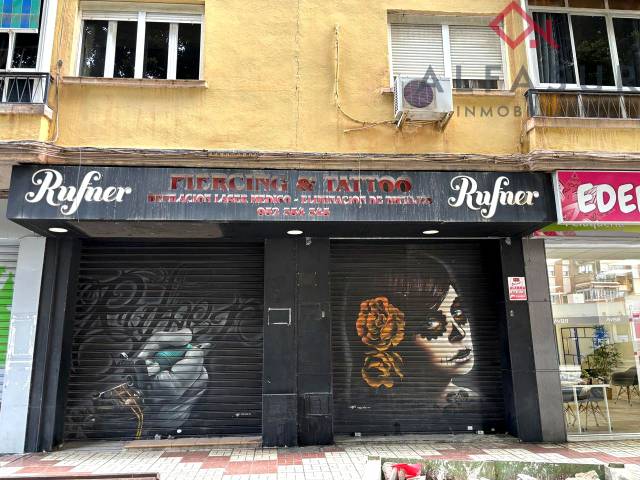 Local comercial en Alquiler en De La Paloma en La Luz - El Torcal