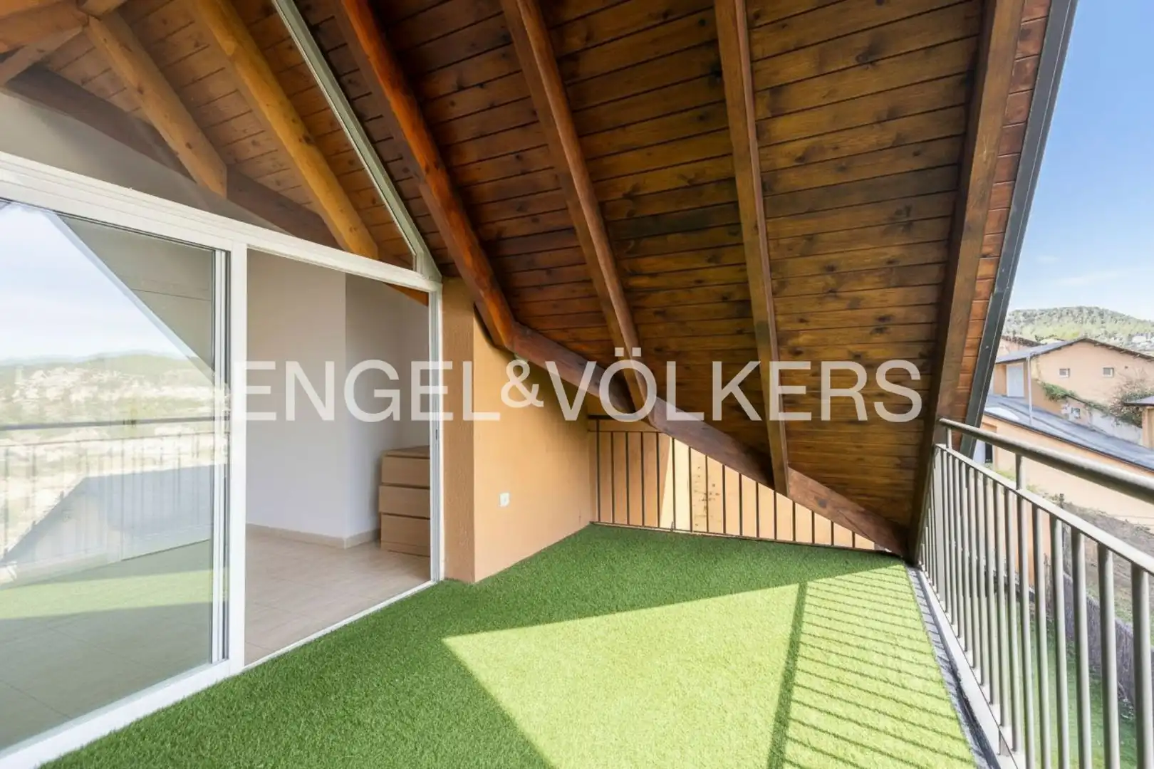 Terraza de Casa o chalet en venta en Vallirana con Calefacción, Jardín privado y Parquet