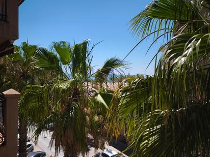 Außenansicht von Wohnung zum verkauf in  Melilla Capital mit Klimaanlage, Möbliert und Balkon
