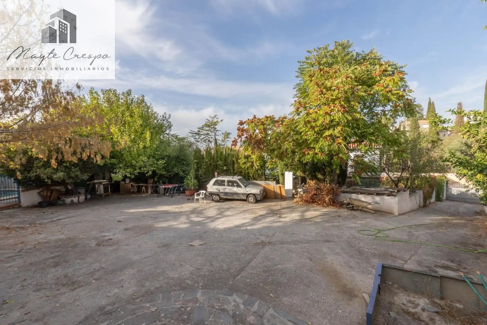 Aparcament de Casa o xalet en venda en La Zubia amb Calefacció, Jardí privat i Terrassa