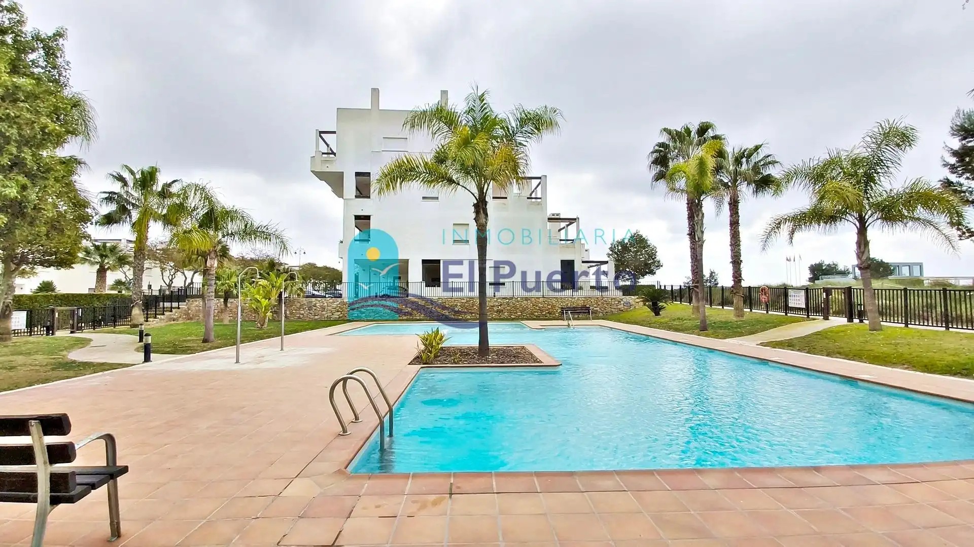 Piscina de Apartament en venda en Alhama de Murcia amb Aire condicionat, Calefacció i Terrassa