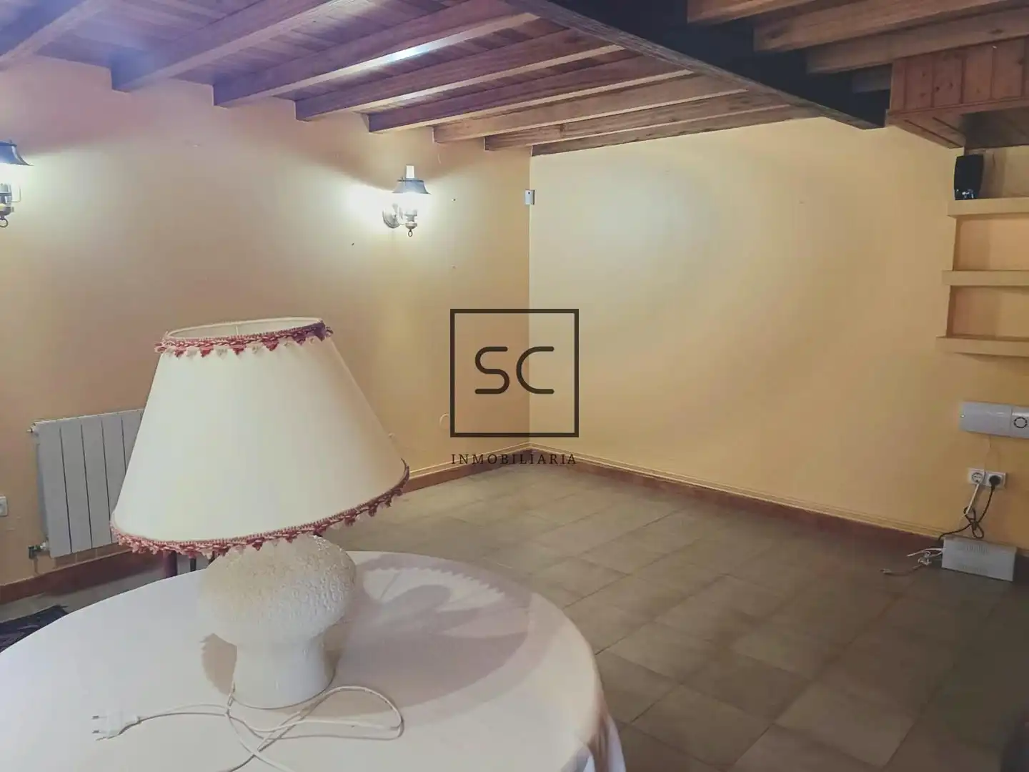 Casa o xalet en venda en Ferrol amb Calefacció, Jardí privat i Alarma