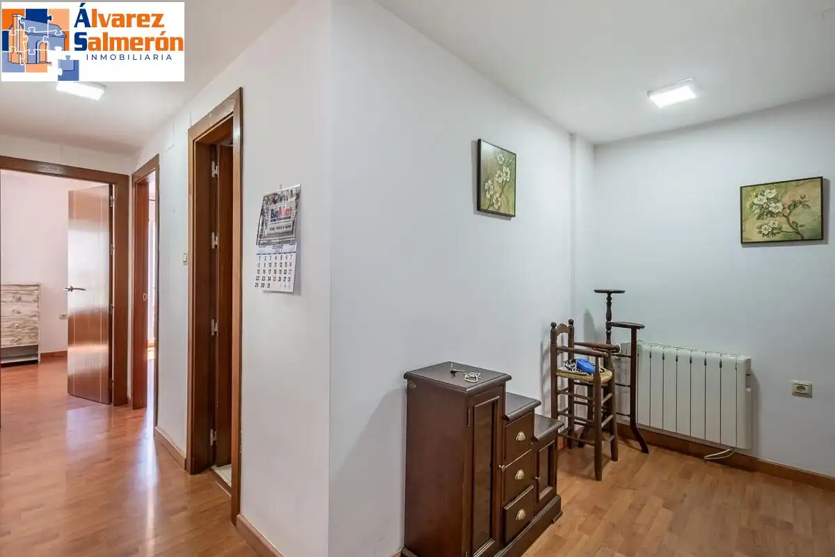 Flat with lift for sale in Barrio de la Vega, imagen 18