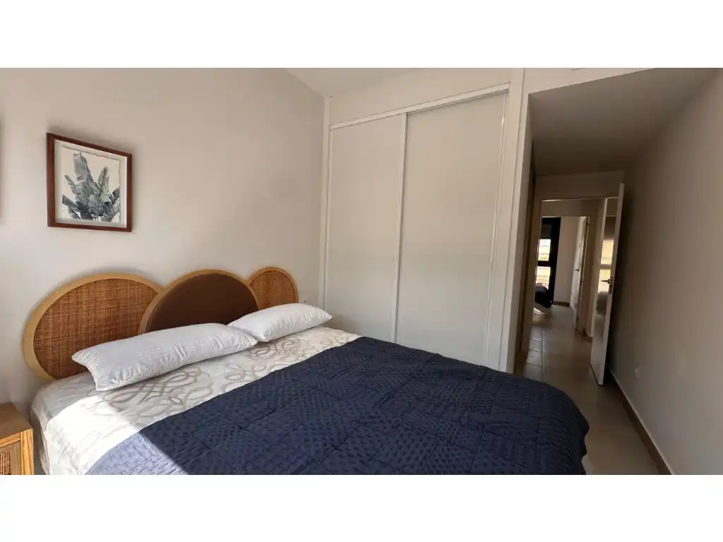 Habitación de Apartamento en venta en Torrevieja con Piscina