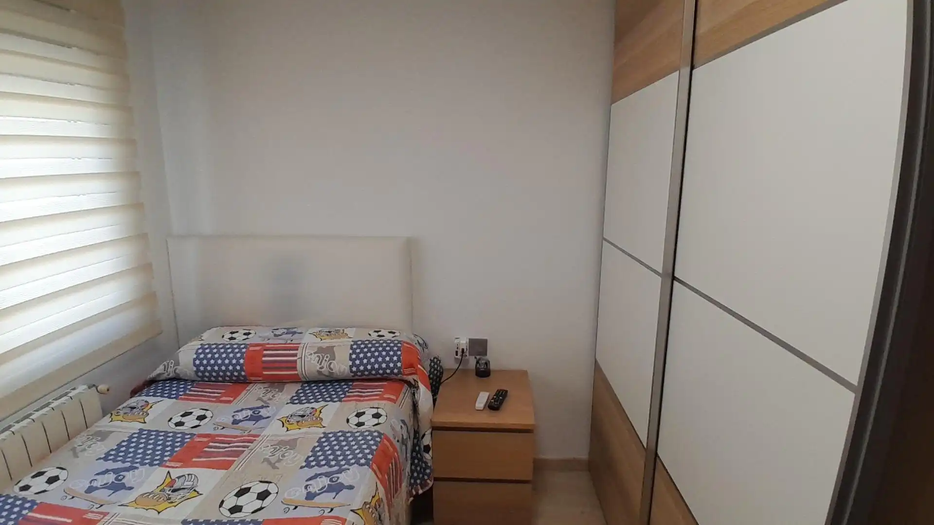 Habitación de Planta baja en venta en Yecla con Aire acondicionado, Calefacción y Trastero
