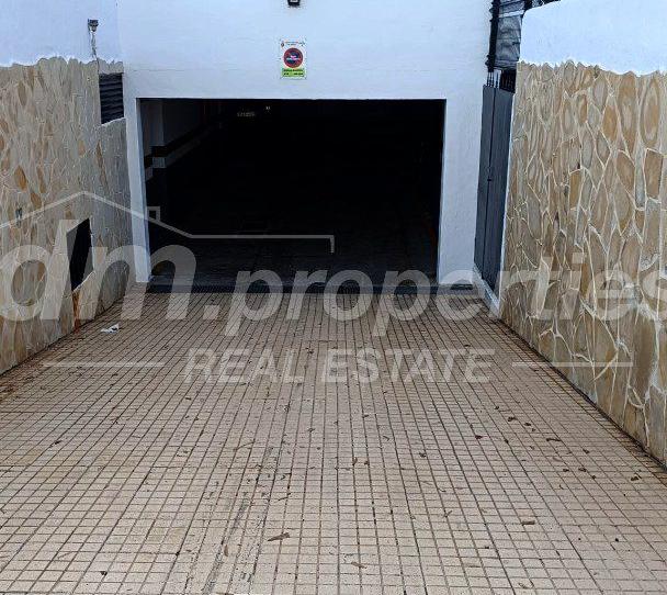 Foto 1 de Garatge en venda a Los Cristianos, Santa Cruz de Tenerife