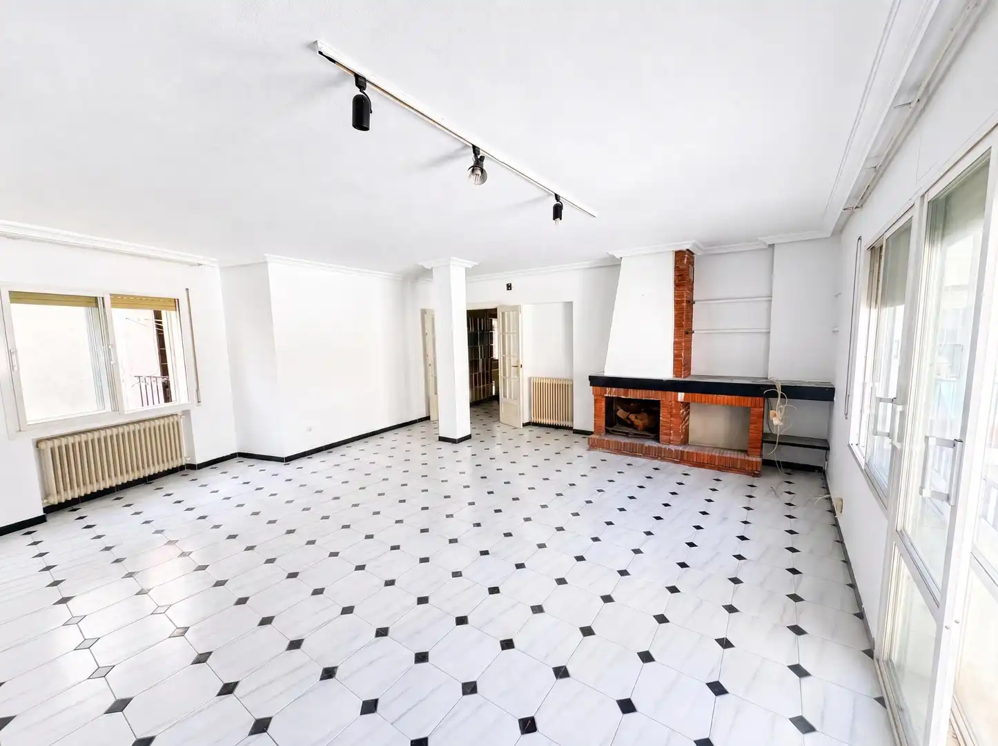 Living room of Flat for sale in Cazorla