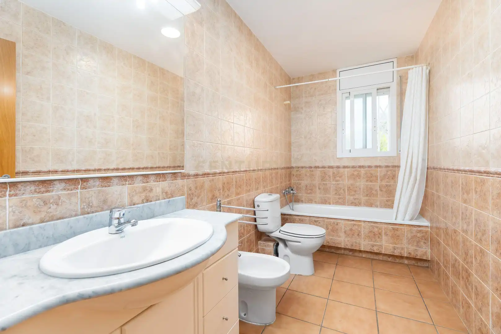 Bathroom of Houses for sale in El Montmell  with Air Conditioner and Private garden