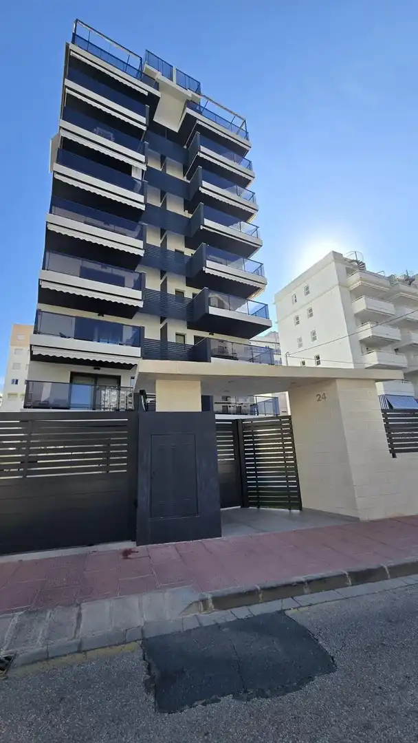 Vista exterior de Apartamento de alquiler en Gandia con Aire acondicionado, Calefacción y Piscina comunitaria