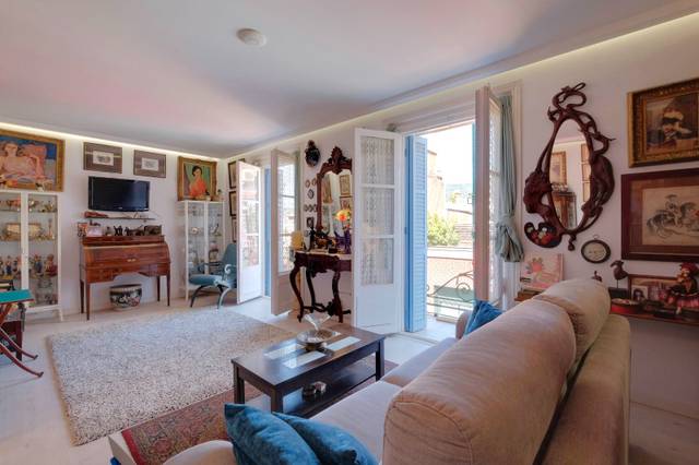 Ático en Venta en Carrer d'Espinoi en El Putget i el Farró