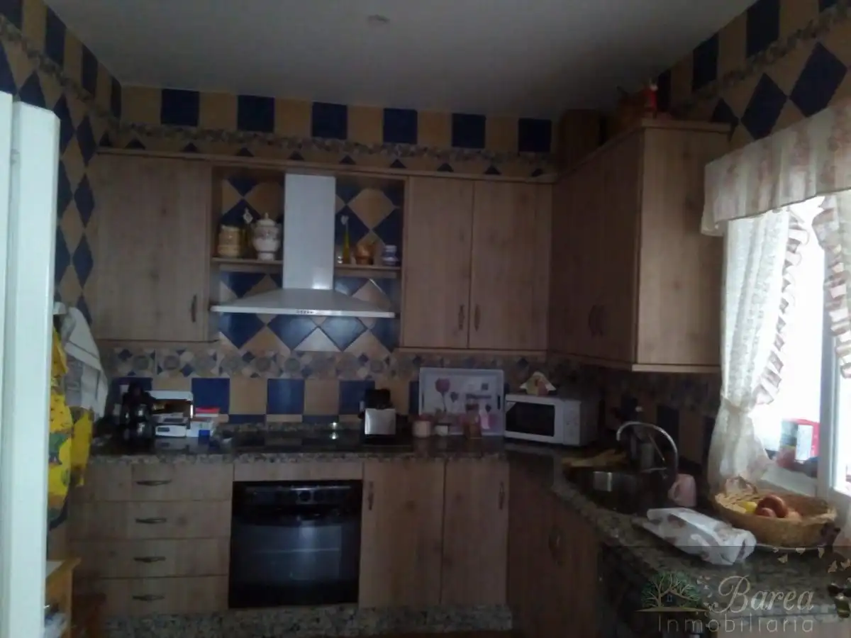 Cocina de Casa o chalet en venta en Lucena con Aire acondicionado y Piscina