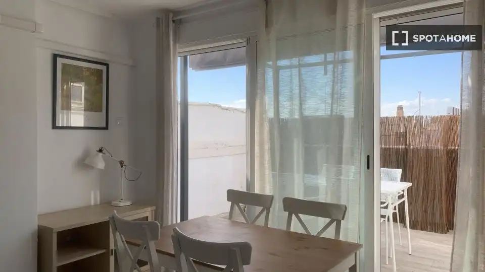Dining room of Flat for rent in Valencia  with Air Conditioner, Heating and Furnished