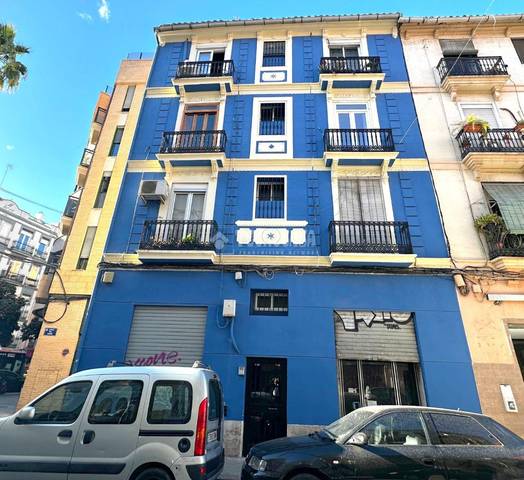 Local comercial en Venta en C. del N en La Petxina