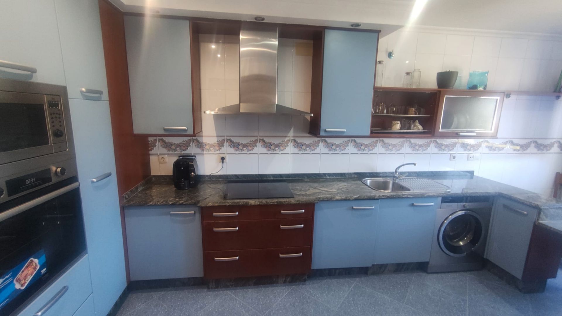 Kitchen of Flat to rent in Ourense Capital   with Heating, Parquet flooring and Furnished