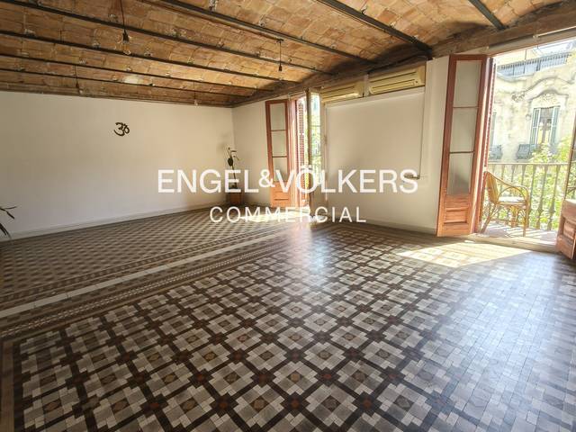 Local comercial en Alquiler en Dreta de l'Eixample