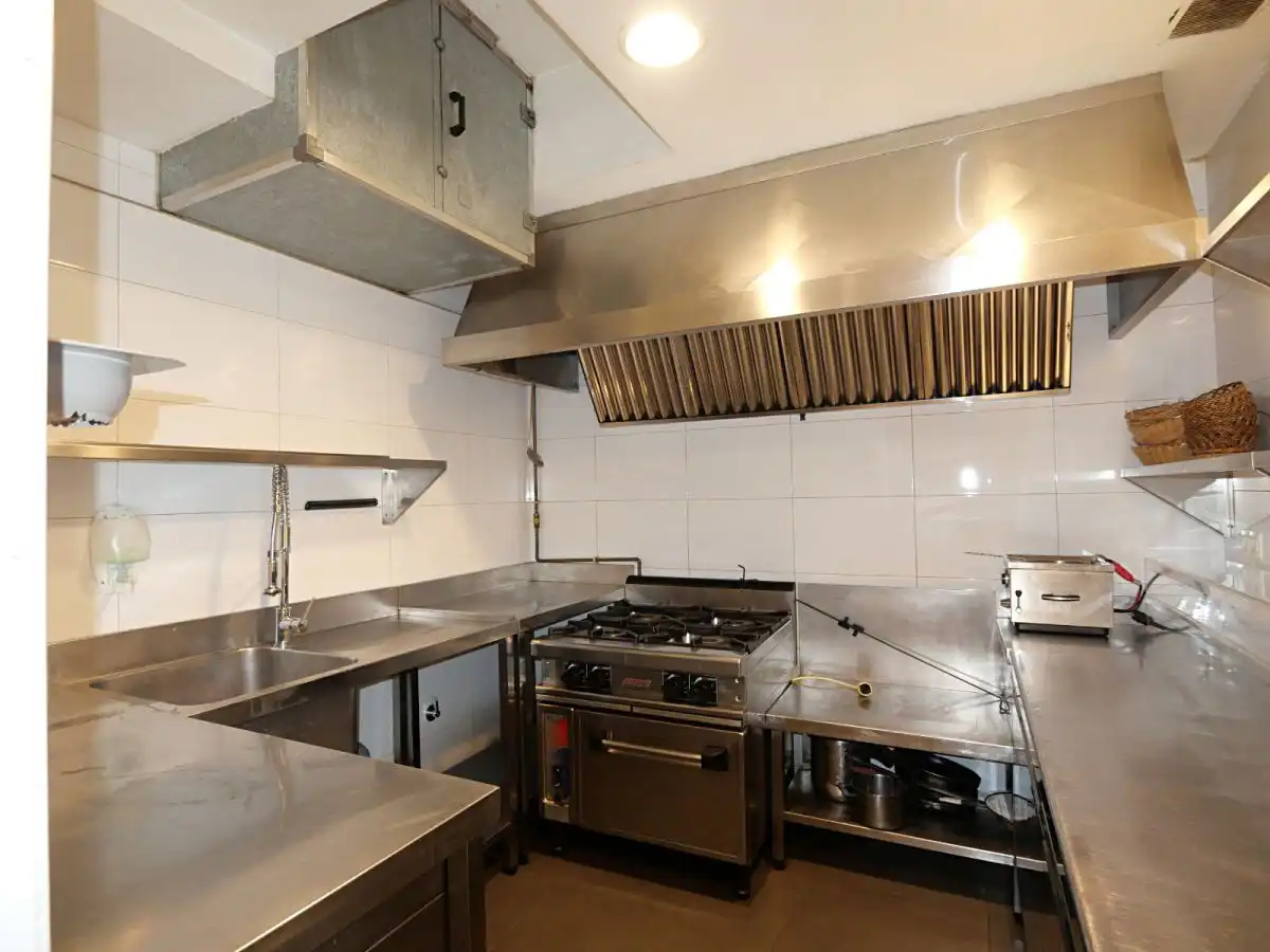 Local comercial en venda a Colindres, imagen 12