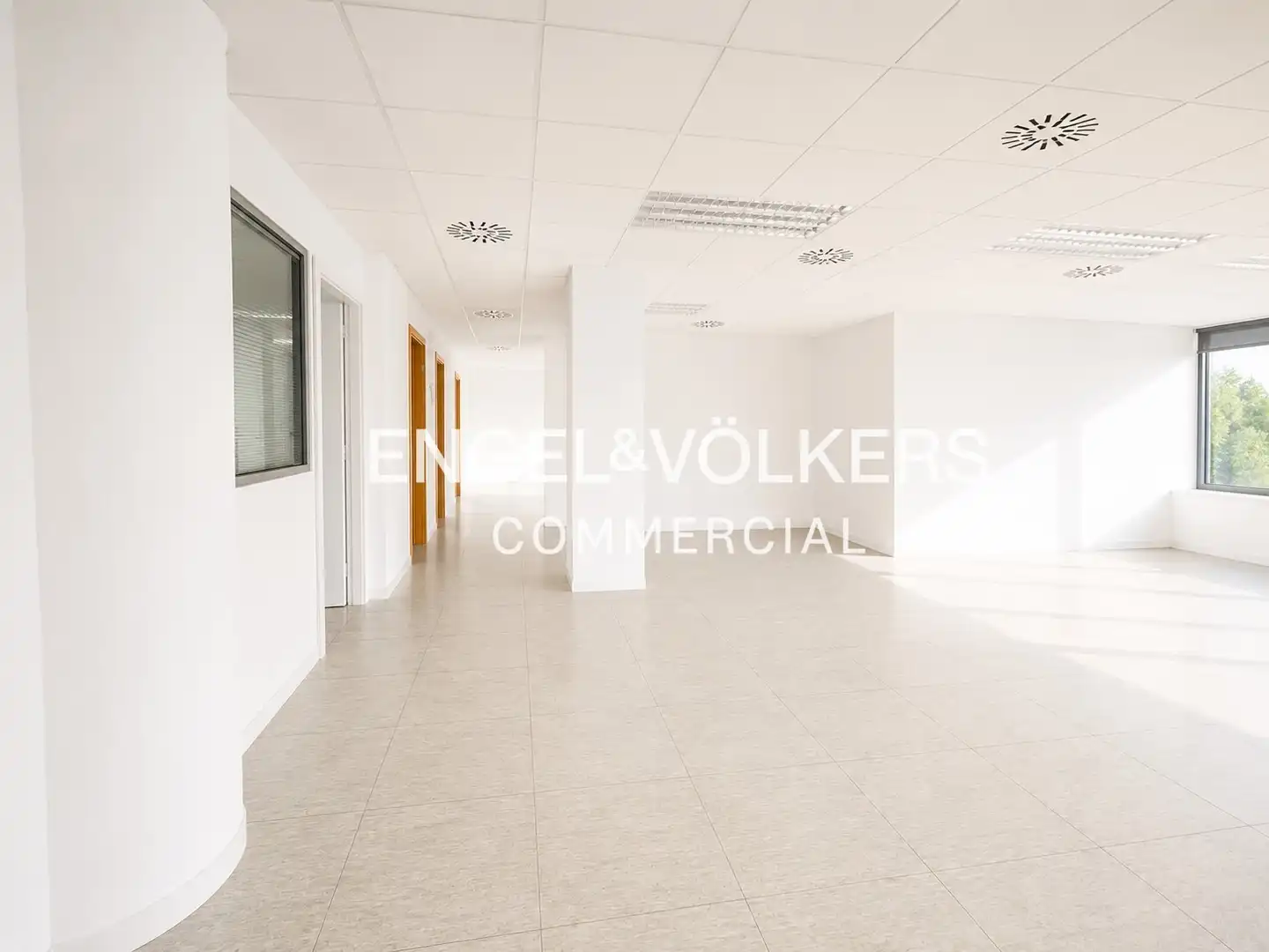 Oficina de alquiler en Sant Joan Despí con Aire acondicionado