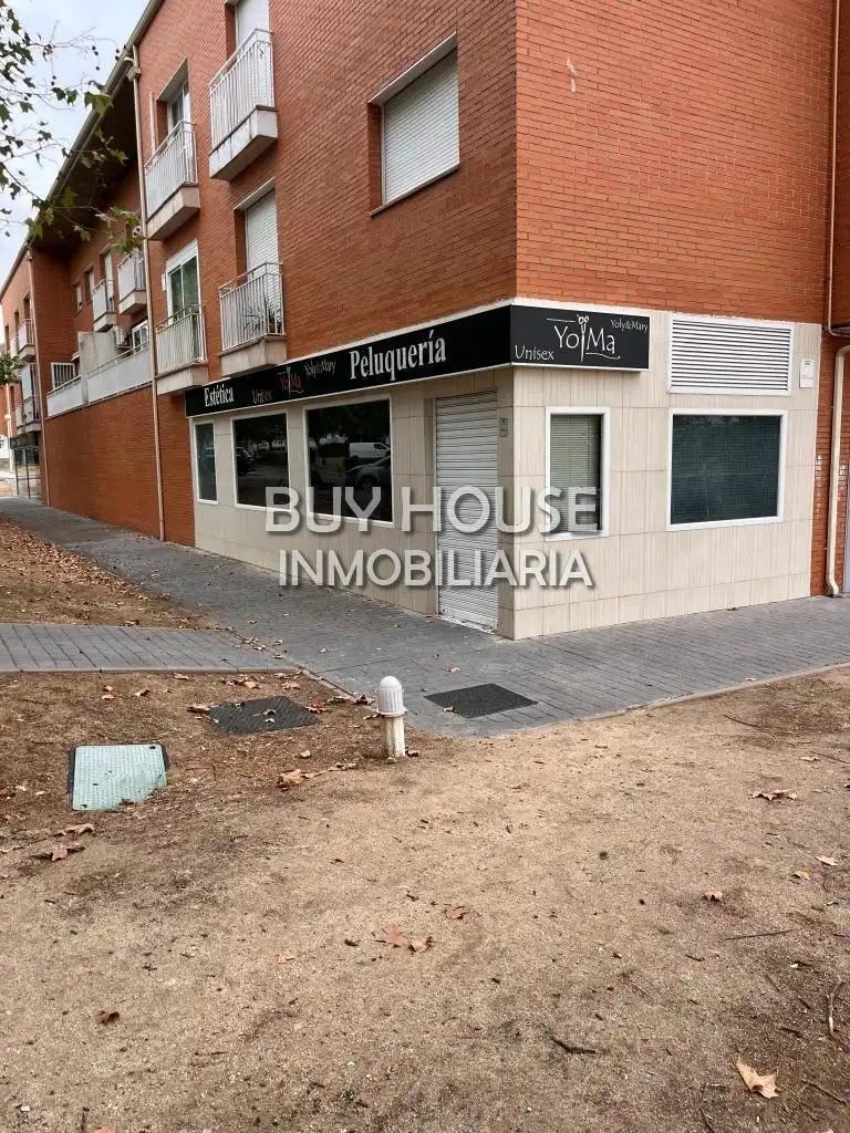 Business premises for sale in Avenida Avenida Europa
