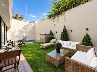 Casa pareada en venta en Fuencarral - El Pardo