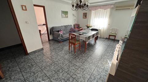 Photo 2 of Flat for sale in Avenida Constitución, El Mercado - Plaza de Toros, Alicante