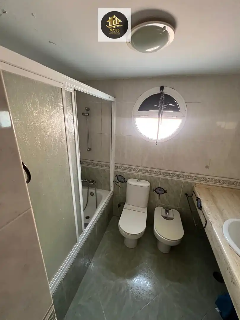 Bathroom of Flat for sale in Jaén  with Heating, Storage room and Balcony