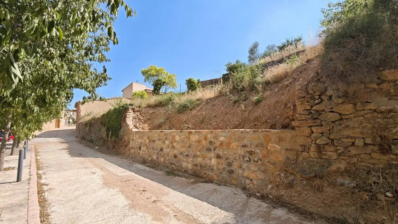 Vista exterior de Terreno en venta en Alquézar