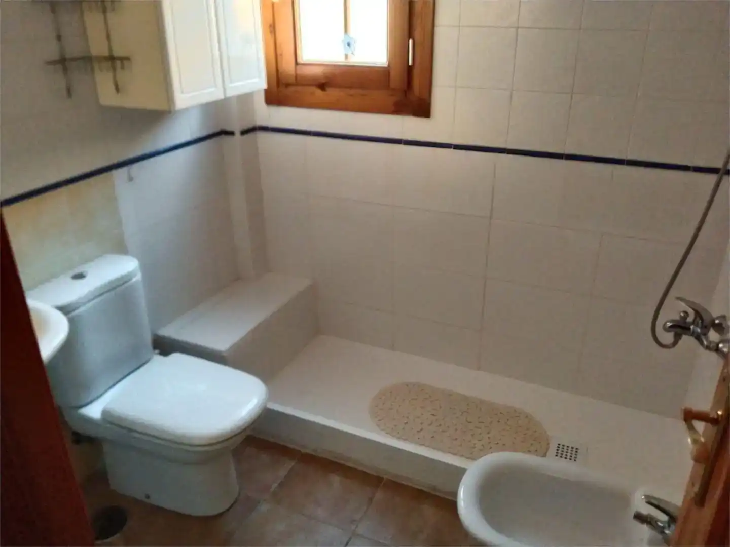 Bany de Dúplex en venda en Enix amb Aire condicionat, Jardí privat i Moblat