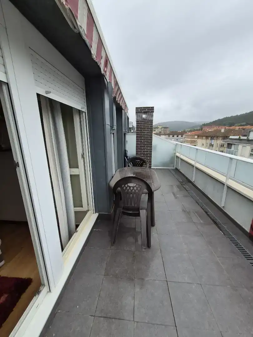 Terraza de Piso en venta en Piélagos con Parquet, Amueblado y Horno