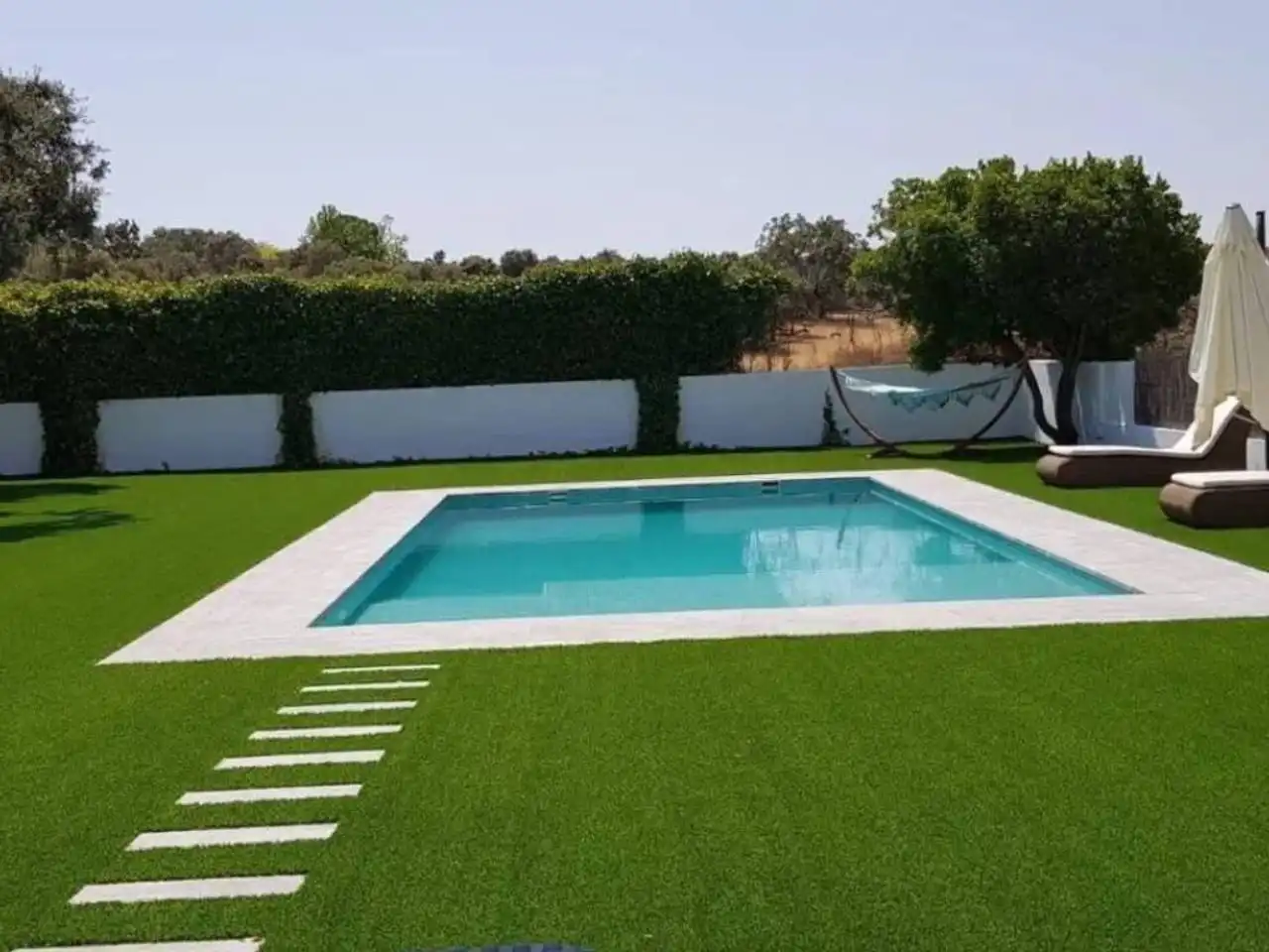 Schwimmbecken von Haus oder Chalet zum Verkauf in Plasencia mit Klimaanlage und Terrasse