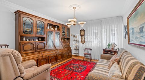 Foto 2 de Piso en venta en Calle Luanco, Laviada, Gijón