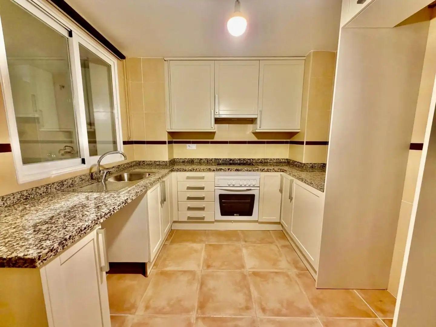 Piso con piscina en venta en BERLIN-A.H., imagen 12