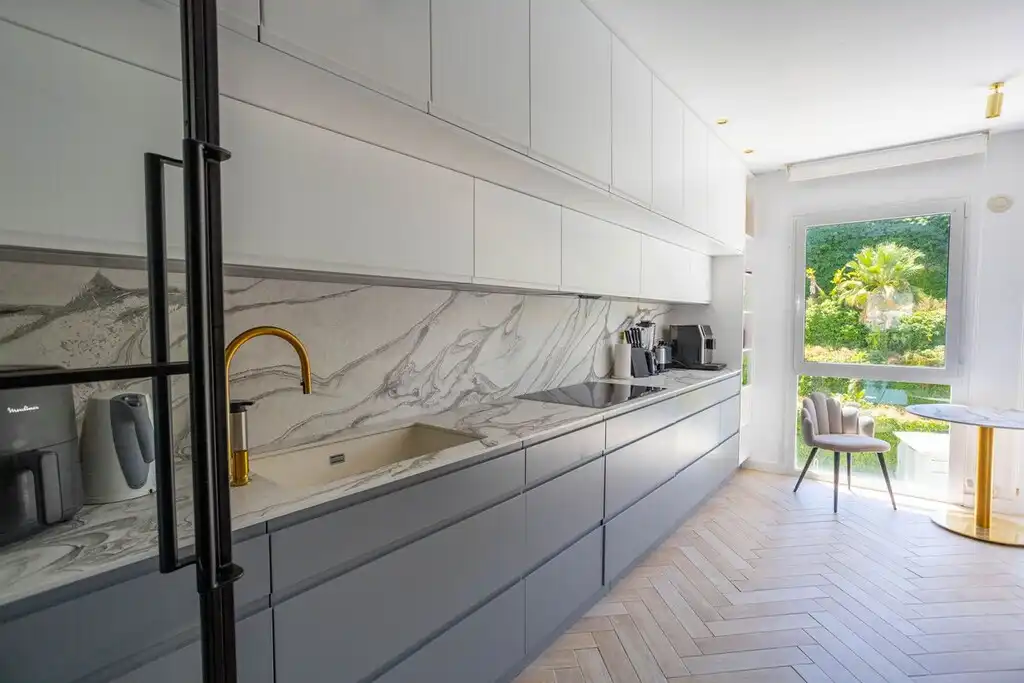 Apartament amb piscina en venda a Nueva Andalucía, imagen 17