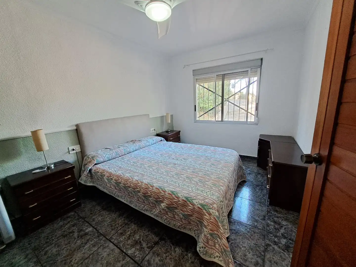 Schlafzimmer von Haus oder Chalet zum Verkauf in Alzira mit Klimaanlage, Privatgarten und Terrasse