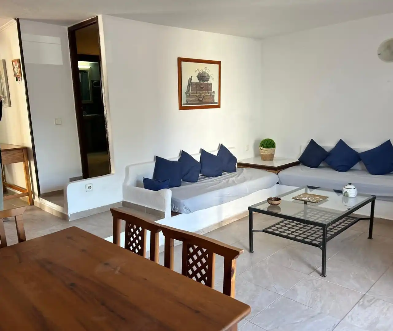 Wohnzimmer von Einfamilien-Reihenhaus zum Verkauf in Sant Josep de sa Talaia mit Klimaanlage und Möbliert
