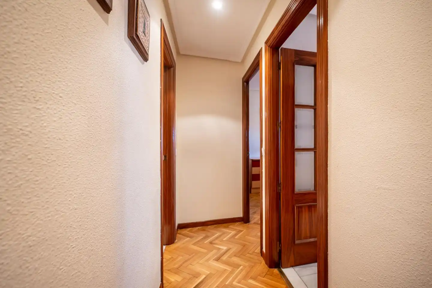 Wohnung zum Verkauf in Ávila mit Klimaanlage, Parkett und Terrasse