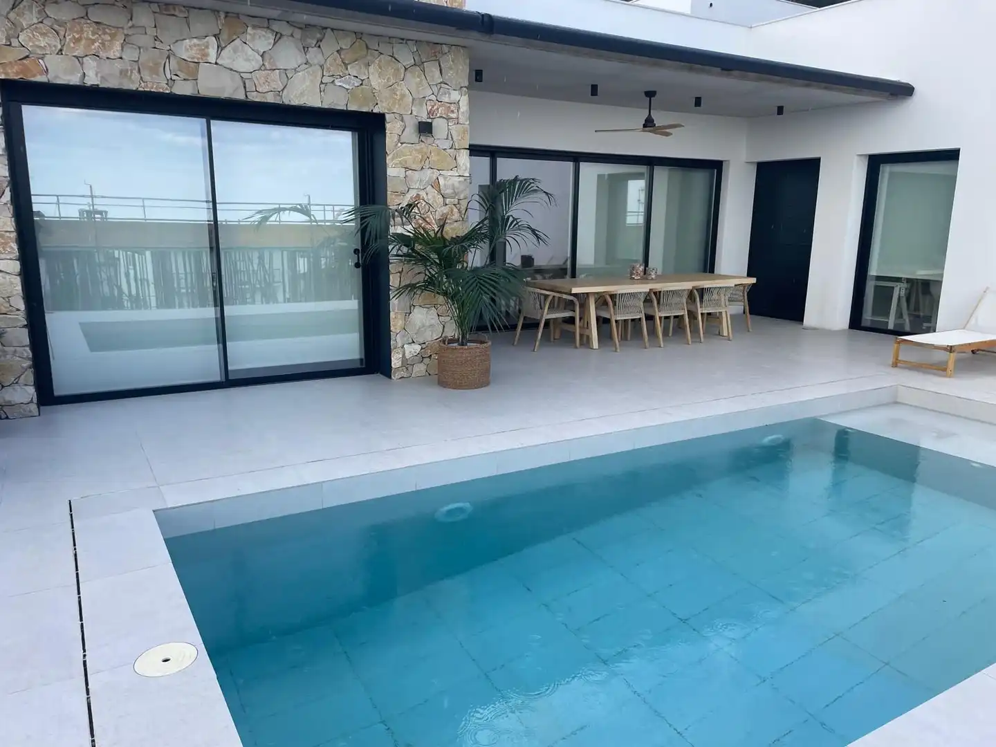 Swimming pool of Houses for sale in Sitges  with Air Conditioner, Heating and Swimming Pool