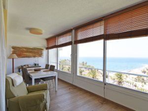 Sala d'estar de Casa o xalet en venda en San Bartolomé de Tirajana amb Aire condicionat, Terrassa i Traster
