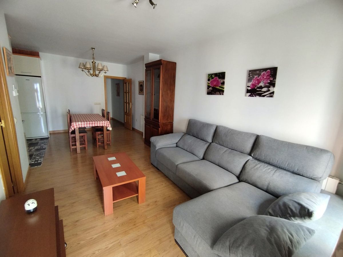 Sala d'estar de Pis en venda en Plasencia amb Aire condicionat i Calefacció