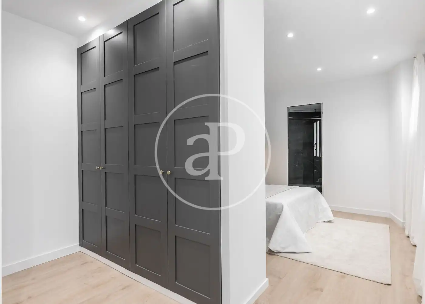 Habitación de Piso en venta en Madrid con Aire acondicionado y Calefacción