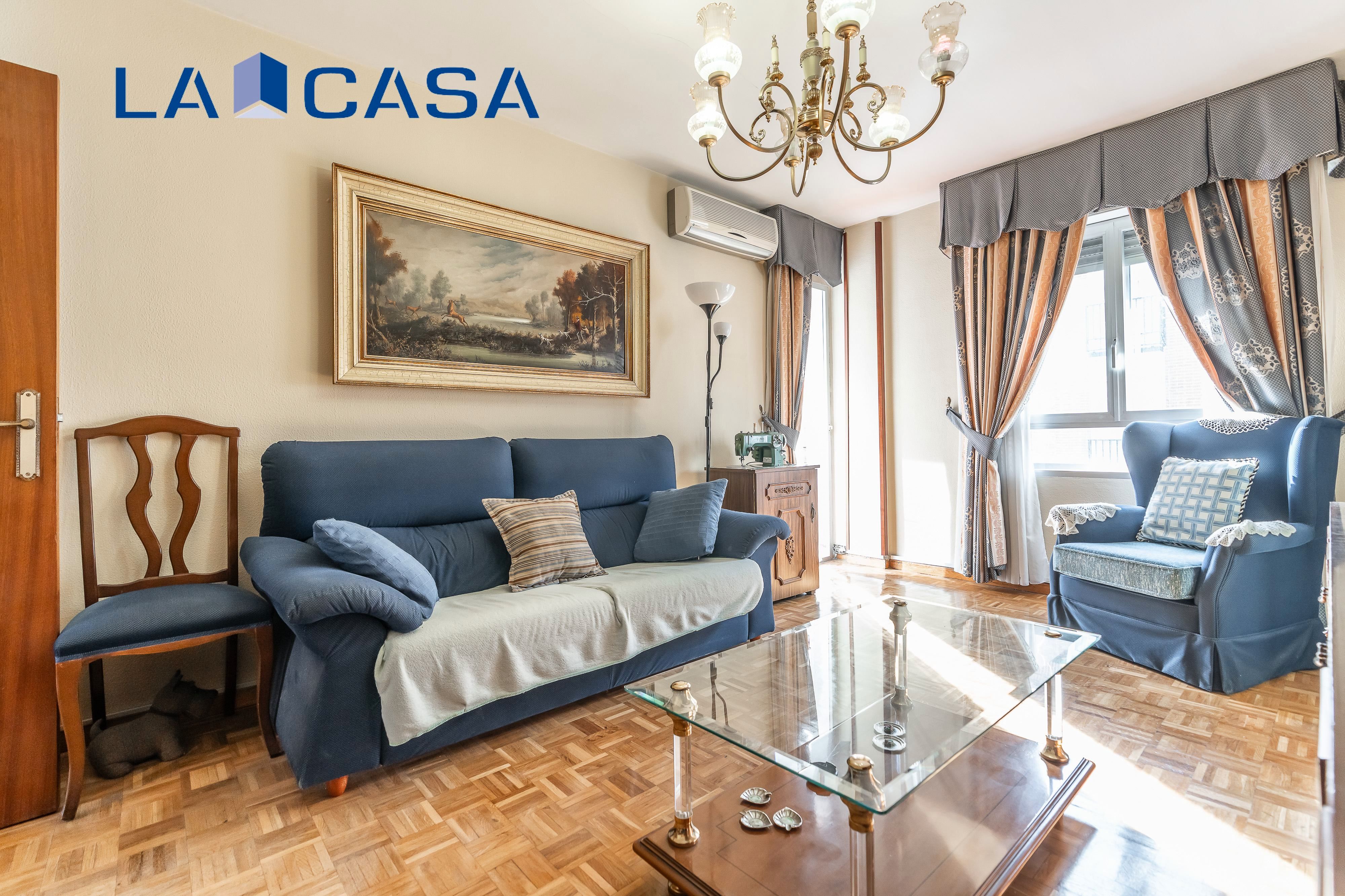 Living room of Flat for sale in  Madrid Capital  with Terrace